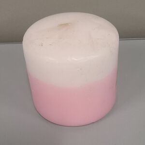 𝅺NEW Strawberry cheesecake wicker candle